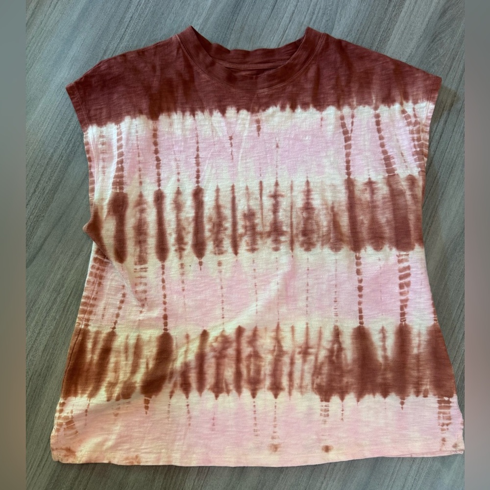 3 for $20–Universal Thread Tie-Dye Tee - Brown and Pink